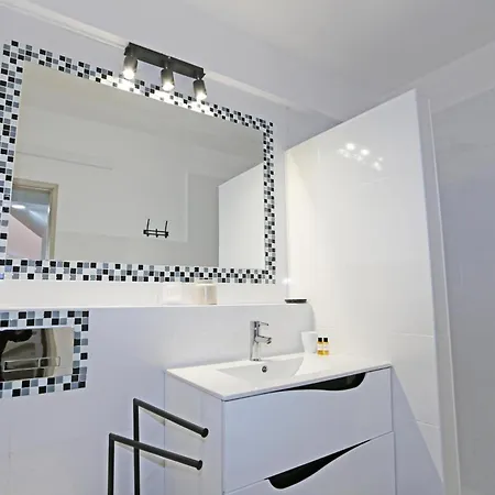 B65 - Casa Le Ferreira In Da アパート